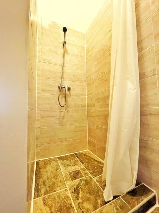 Central Spacious Flat ブダペスト エクステリア 写真
